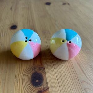 Beach ball salt and pepper shakers